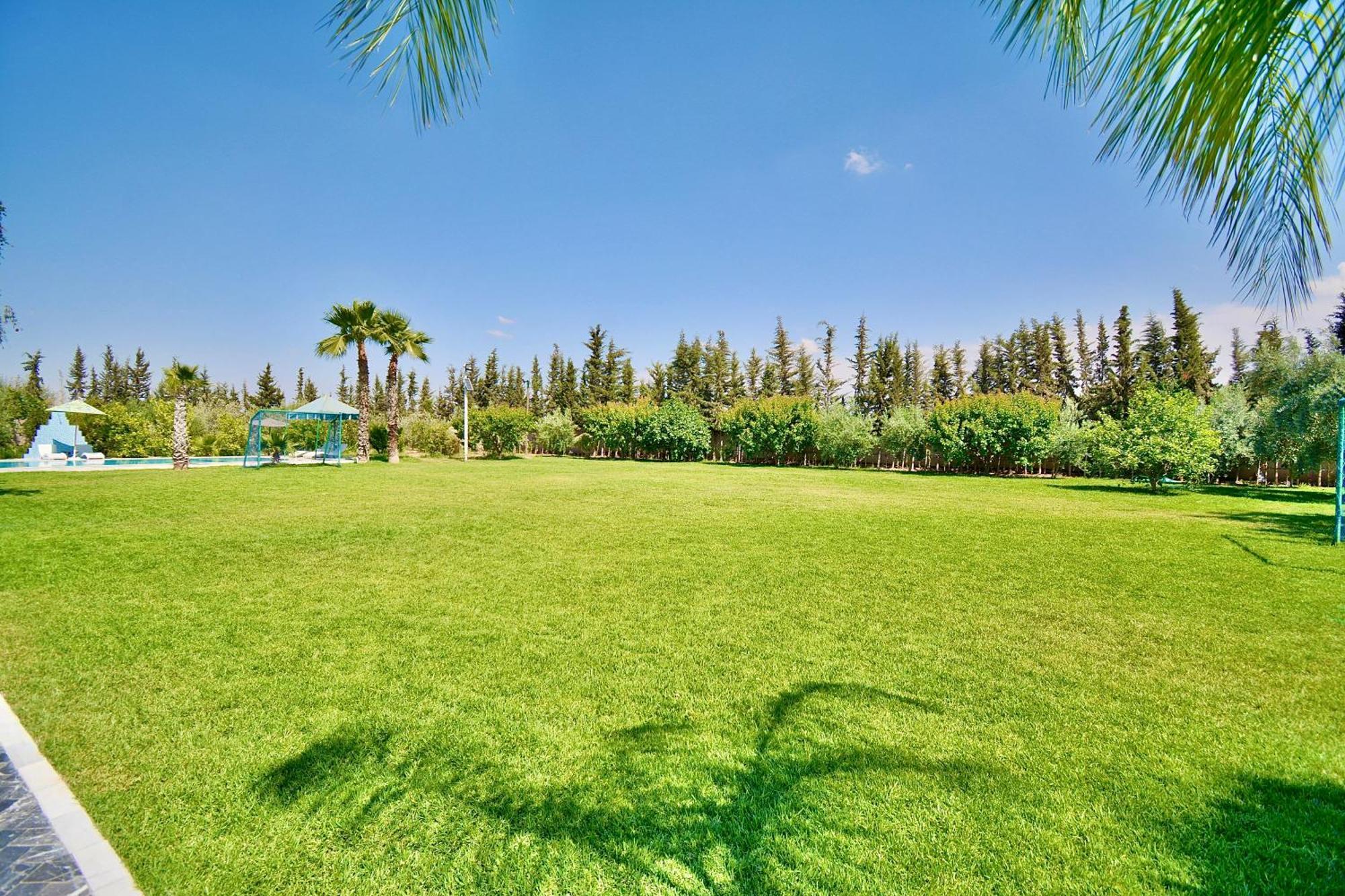 Ferme De Vacances Avec Une Grande Villa A Marrakech Marakeş Dış mekan fotoğraf